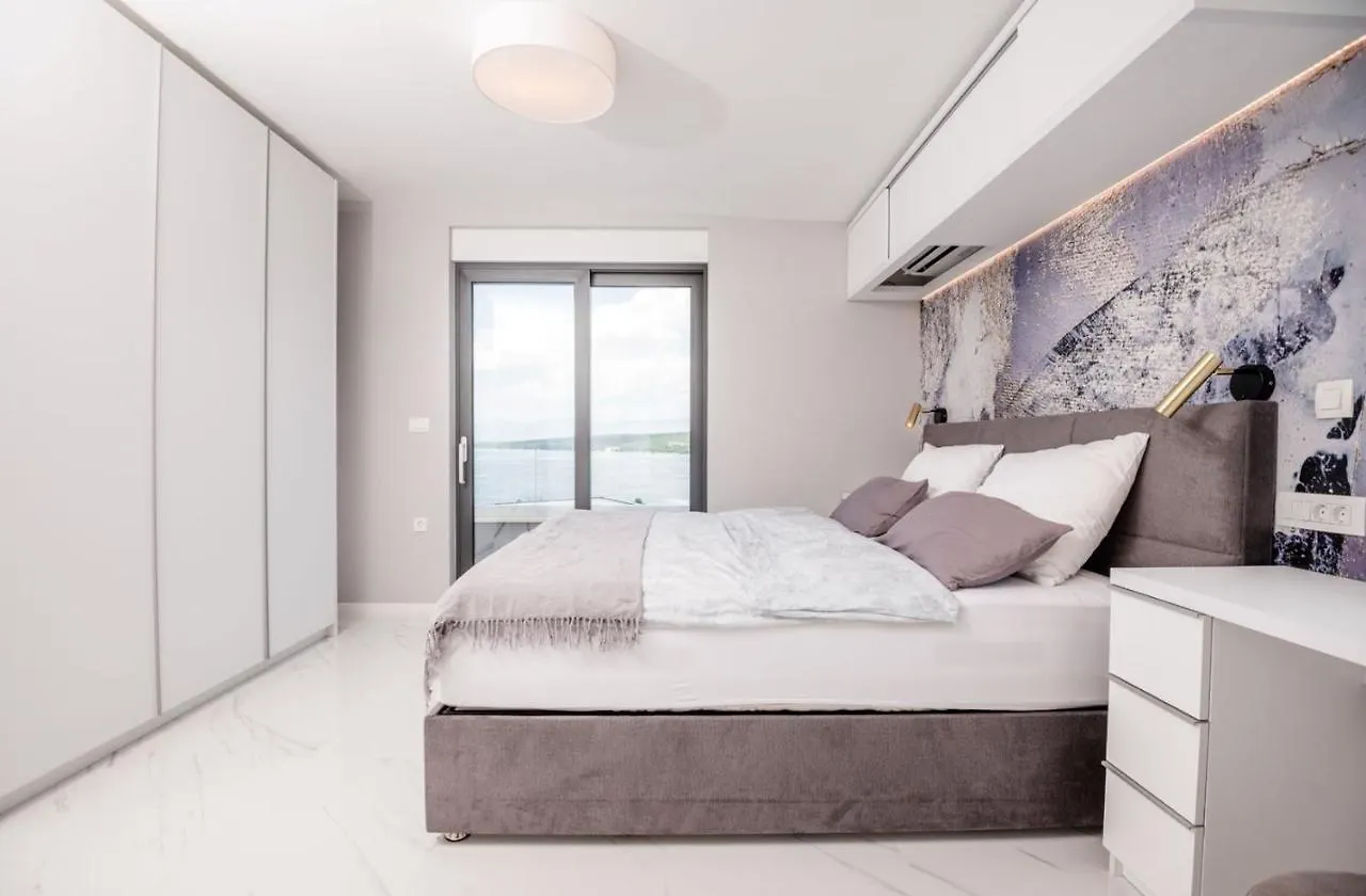 Luxury Penthouse Mia With Panoramic Sea View Apartment Malinska