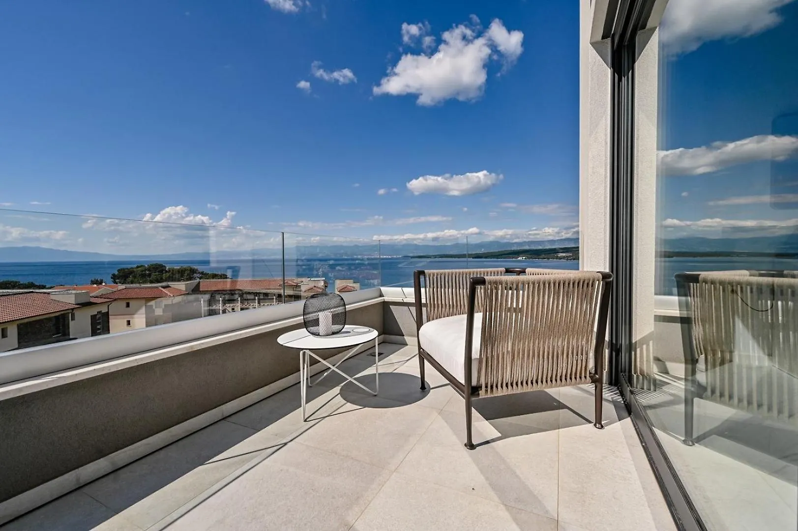 Luxury Penthouse Mia With Panoramic Sea View Apartment Malinska